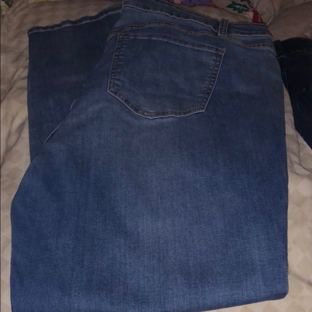 Euc 20 average Avenue skinny jeans